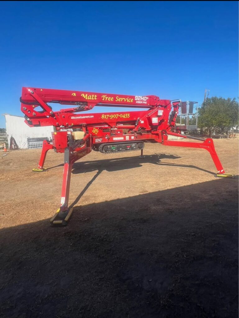 Large tree removal and trimming equipment